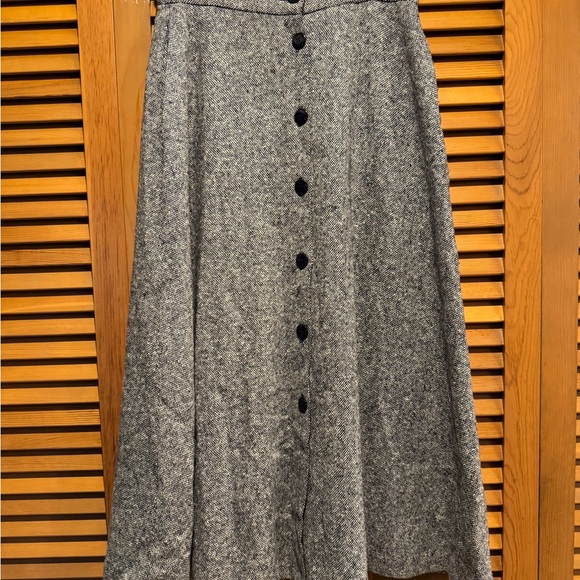 Gray Button-Down Women's Skirt, Orvis, 6 - Picture 1 of 6